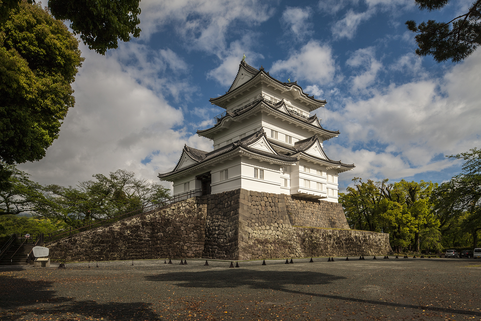 小田原城址公園本丸広場