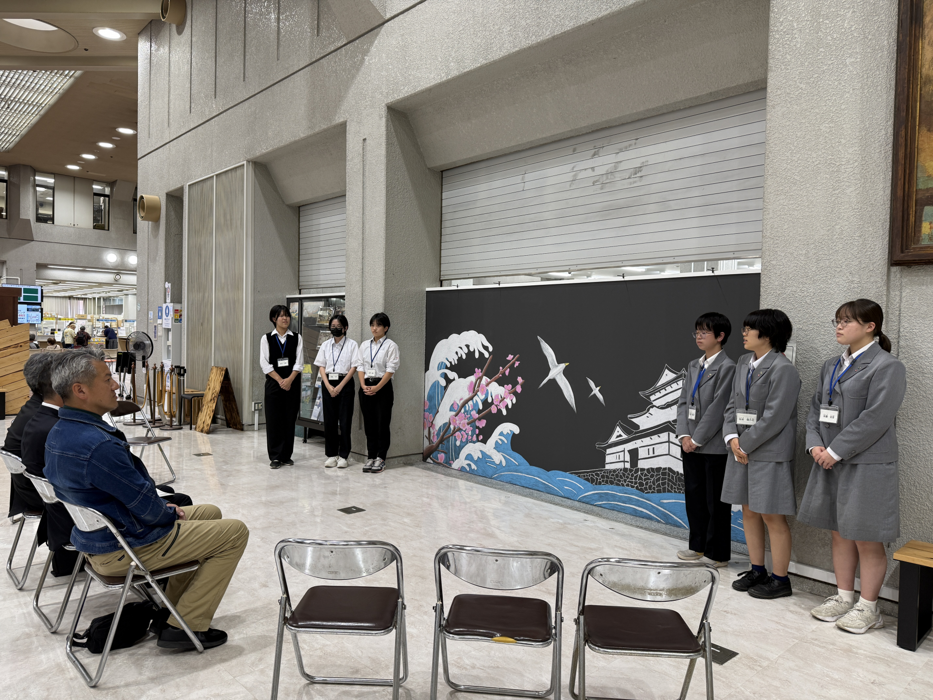 お披露目会の写真