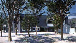 かもめ図書館の外観