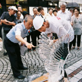 氷の彫刻技術コンクールは中止です。